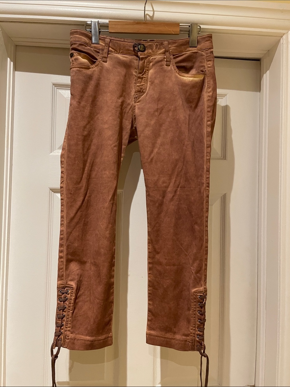 Plein Sud Jeanius Low Rise Lace-Up Capri Pants Y2K Boho